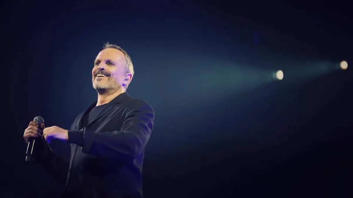 Miguel Bosé Facebook